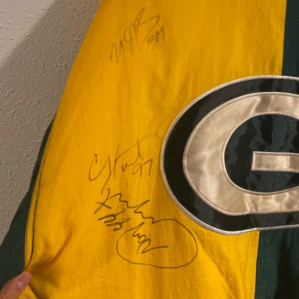 Vintage Starter Green Bay Packers jacket Signed by 4 Players - Picture 4 of 6
